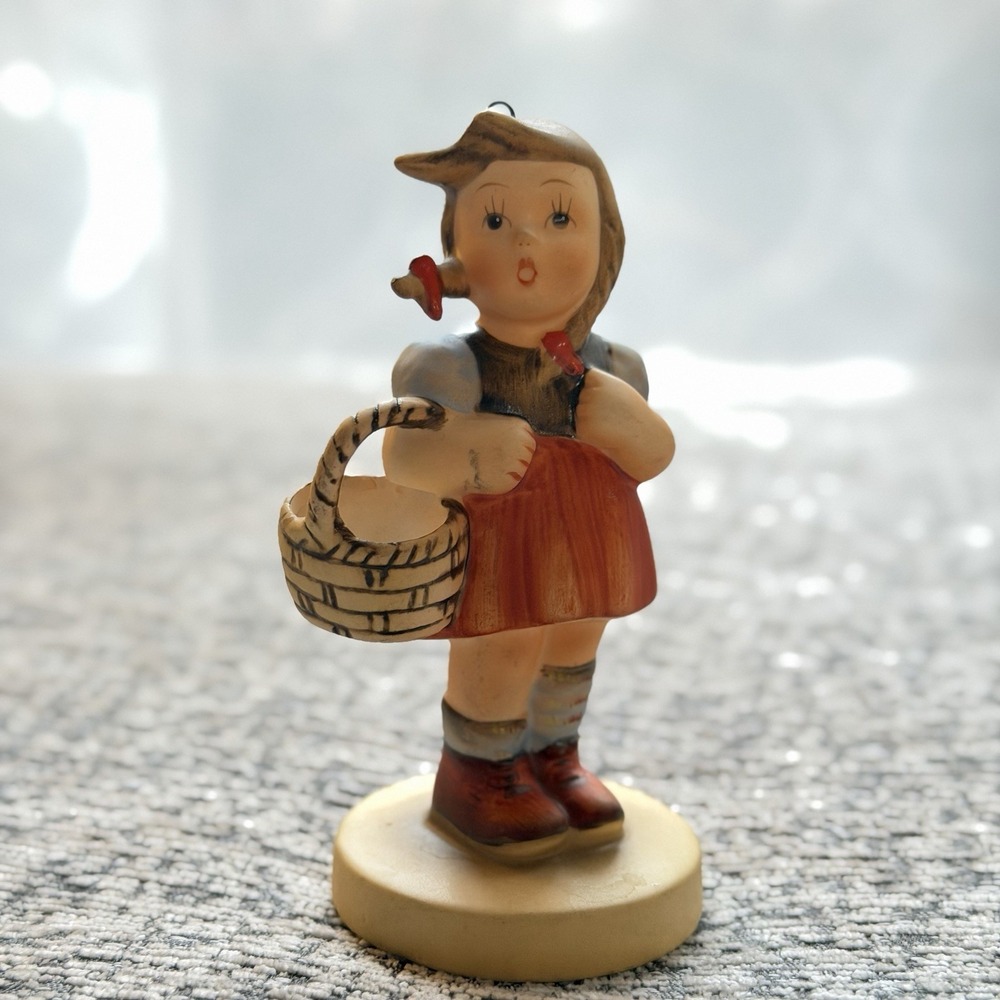 Schmid Berta Hummel Reproduction Girl Figurine 2nd Edition 1984‎ Ornament 4"